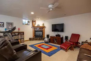 3221 Mockingbird Way, Oshkosh, WI 54904 - Photo 25