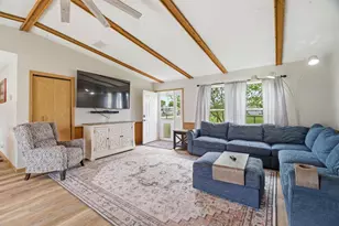 311 N 3rd St, Hilbert, WI 54129 - Photo 5