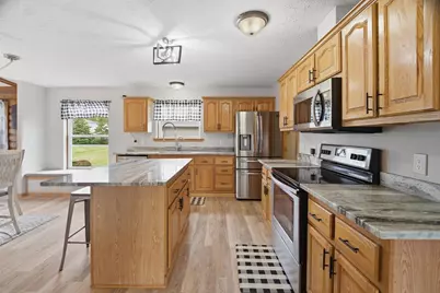 311 N 3rd Street, Hilbert, WI 54129 - Photo 13