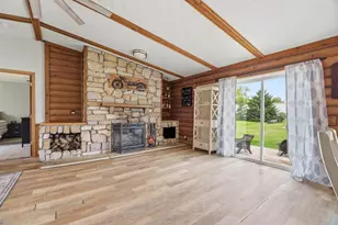 311 N 3rd St, Hilbert, WI 54129 - Photo 7