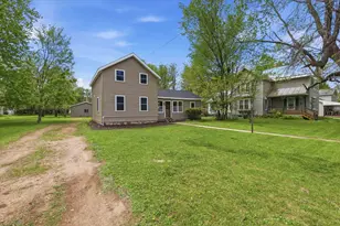 600 Royalton St, Waupaca, WI 54981 - Photo 25
