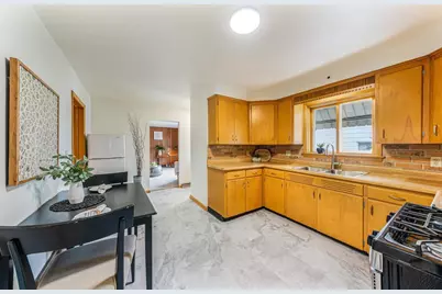 216 Maple Street, Redgranite, WI 54970 - Photo 5