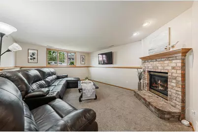 2521 Bishops Lane, Neenah, WI 54956 - Photo 17