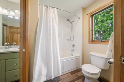 2521 Bishops Lane, Neenah, WI 54956 - Photo 15