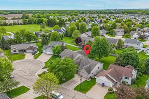 2521 Bishops Ln, Neenah, WI 54956 - Photo 25