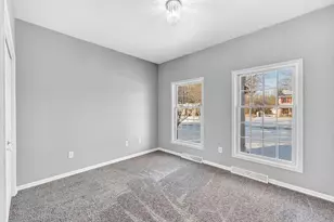 104 Riverwood Ct, Mishicot, WI 54228 - Photo 13