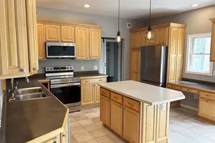 104 Riverwood Ct, Mishicot, WI 54228 - Photo 7