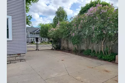 719 S Memorial Drive, Appleton, WI 54911 - Photo 5