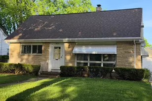 830 Winford Ave, Green Bay, WI 54303 - Photo 1