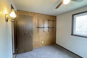 1218 Terrace Ct, Waupaca, WI 54981 - Photo 15