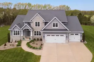 3400 Amber Ln, Green Bay, WI 54311 - Photo 1