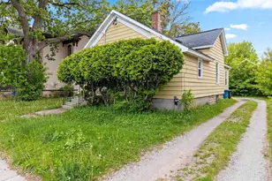 747 Frederick St, Oshkosh, WI 54901 - Photo 27