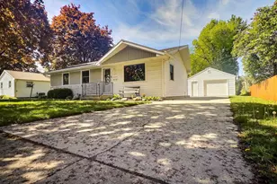 2037 Farlin Ave, Green Bay, WI 54302 - Photo 17