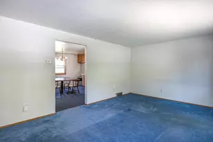 445 Glenview Ave, Combined Locks, WI 54113 - Photo 5