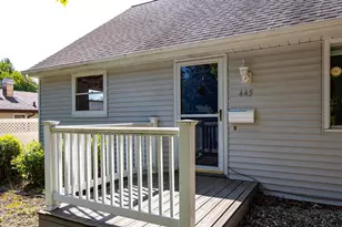 445 Glenview Ave, Combined Locks, WI 54113 - Photo 3