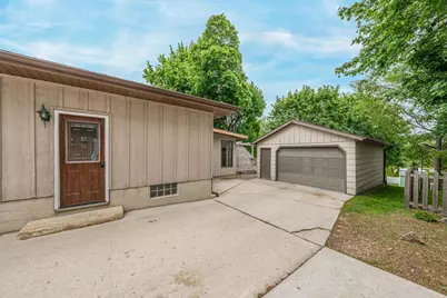 2016 Monroe Street, New Holstein, WI 53061 - Photo 33