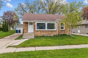 1034 Adams Ave, Oshkosh, WI 54902 - Photo 27