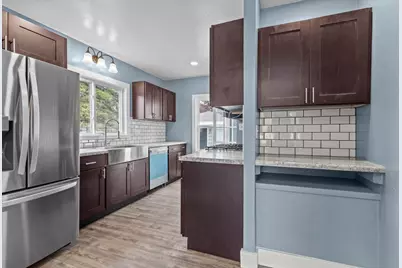 1034 Adams Avenue, Oshkosh, WI 54902 - Photo 9