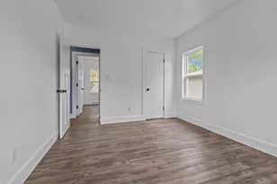 1034 Adams Ave, Oshkosh, WI 54902 - Photo 17