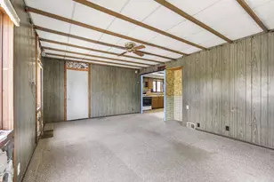 1029 W 7th Ave, Oshkosh, WI 54902 - Photo 9