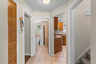 1137 E Jardin St, Appleton, WI 54911 - Photo 25
