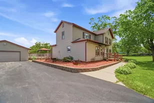 N5460 Collier Rd, New London, WI 54961 - Photo 3