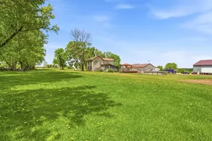 N5460 Collier Rd, New London, WI 54961 - Photo 35