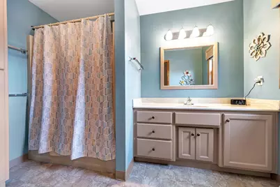 2152 Woodcrest Drive, Green Bay, WI 54304 - Photo 21