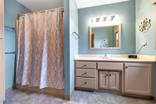 2152 Woodcrest Dr, Green Bay, WI 54304 - Photo 21
