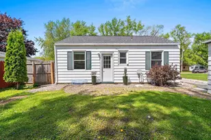 709 W 8th St, Kaukauna, WI 54130 - Photo 33