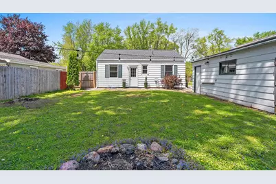 709 W 8th Street, Kaukauna, WI 54130 - Photo 7