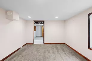 709 W 8th St, Kaukauna, WI 54130 - Photo 25