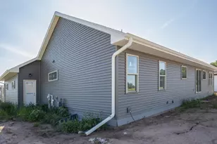 1403 Divinity Dr, De Pere, WI 54115 - Photo 3