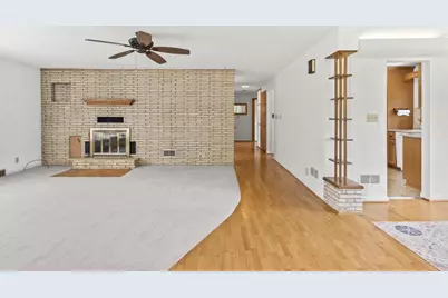 2627 W Heather Avenue, Appleton, WI 54914 - Photo 3
