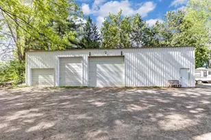 1159 Hobart Dr, Green Bay, WI 54304 - Photo 3