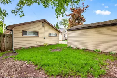 715 Division Street, Neenah, WI 54956 - Photo 33