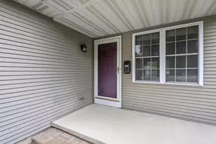 1324 W Bent Ave, Oshkosh, WI 54901 - Photo 5