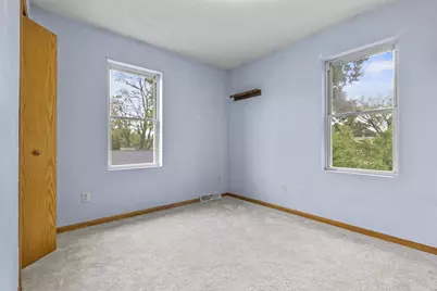 1324 W Bent Avenue, Oshkosh, WI 54901 - Photo 33