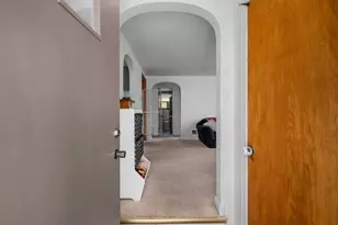 1932 N Division St, Appleton, WI 54911 - Photo 3