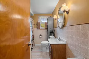 1932 N Division St, Appleton, WI 54911 - Photo 11