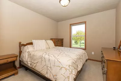 1104 Charlene Avenue, Omro, WI 54963 - Photo 33