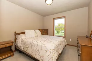 1104 Charlene Ave, Omro, WI 54963 - Photo 33