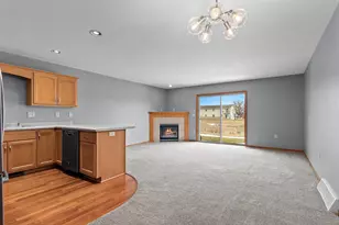 2191 Trailside Ln, De Pere, WI 54115 - Photo 9