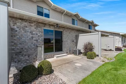 2191 Trailside Lane, De Pere, WI 54115 - Photo 3