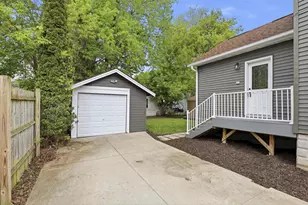 851 Franklin St, Oshkosh, WI 54901 - Photo 23