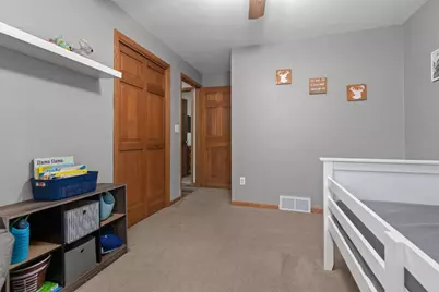 1433 W Roselawn Drive, Appleton, WI 54914 - Photo 21