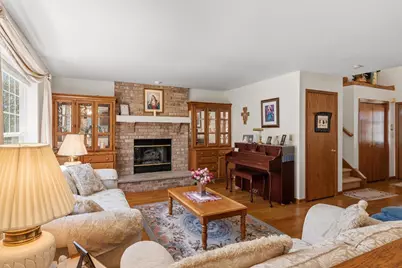 6457 Norfolk Lane, Racine, WI 53406 - Photo 9