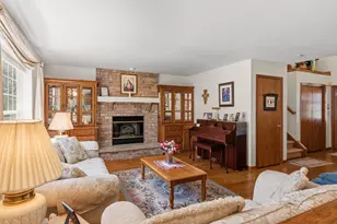 6457 Norfolk Ln, Racine, WI 53406 - Photo 9