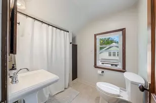 110 E Randall St, Appleton, WI 54911 - Photo 21