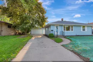 1625 Wisconsin St, Oshkosh, WI 54901 - Photo 1